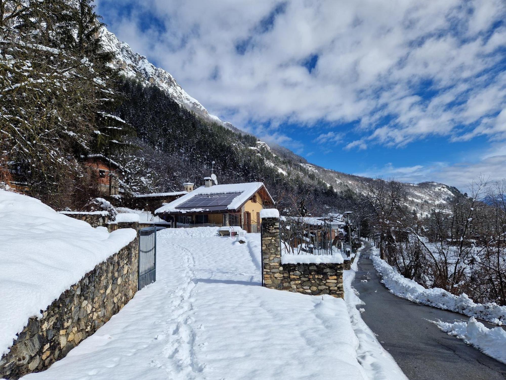 Casa Di Montagna Leilighet Aisone Eksteriør bilde